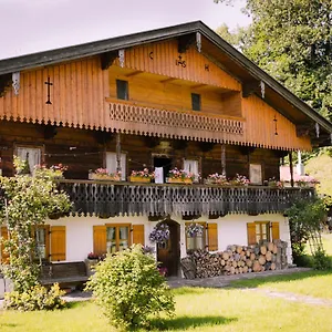 https://gstehaus-weissenbauer.com-bavaria.com